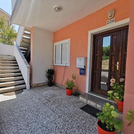 Apartment Martina Banjol Kültér fotó