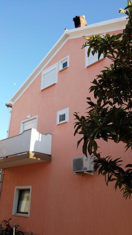 Apartment Martina Banjol Kültér fotó