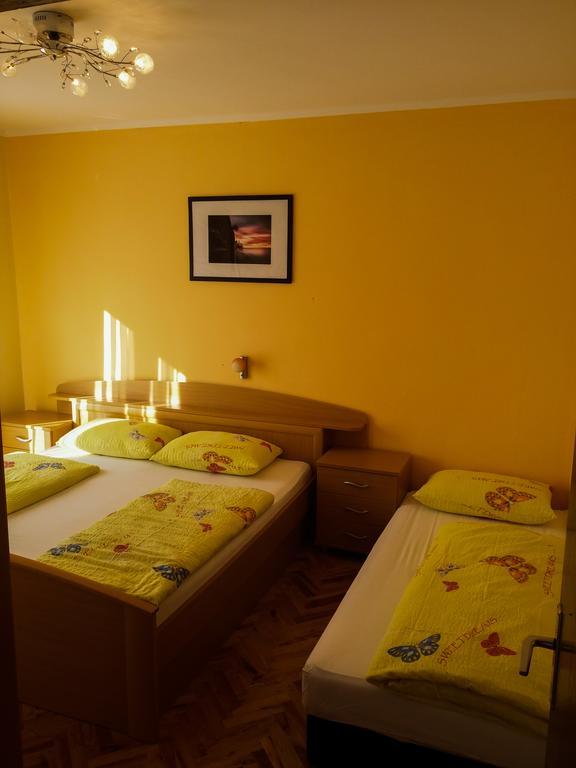 Apartment Martina Banjol Kültér fotó