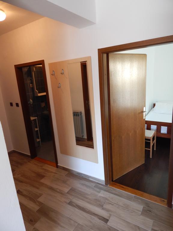 Apartment Martina Banjol Kültér fotó