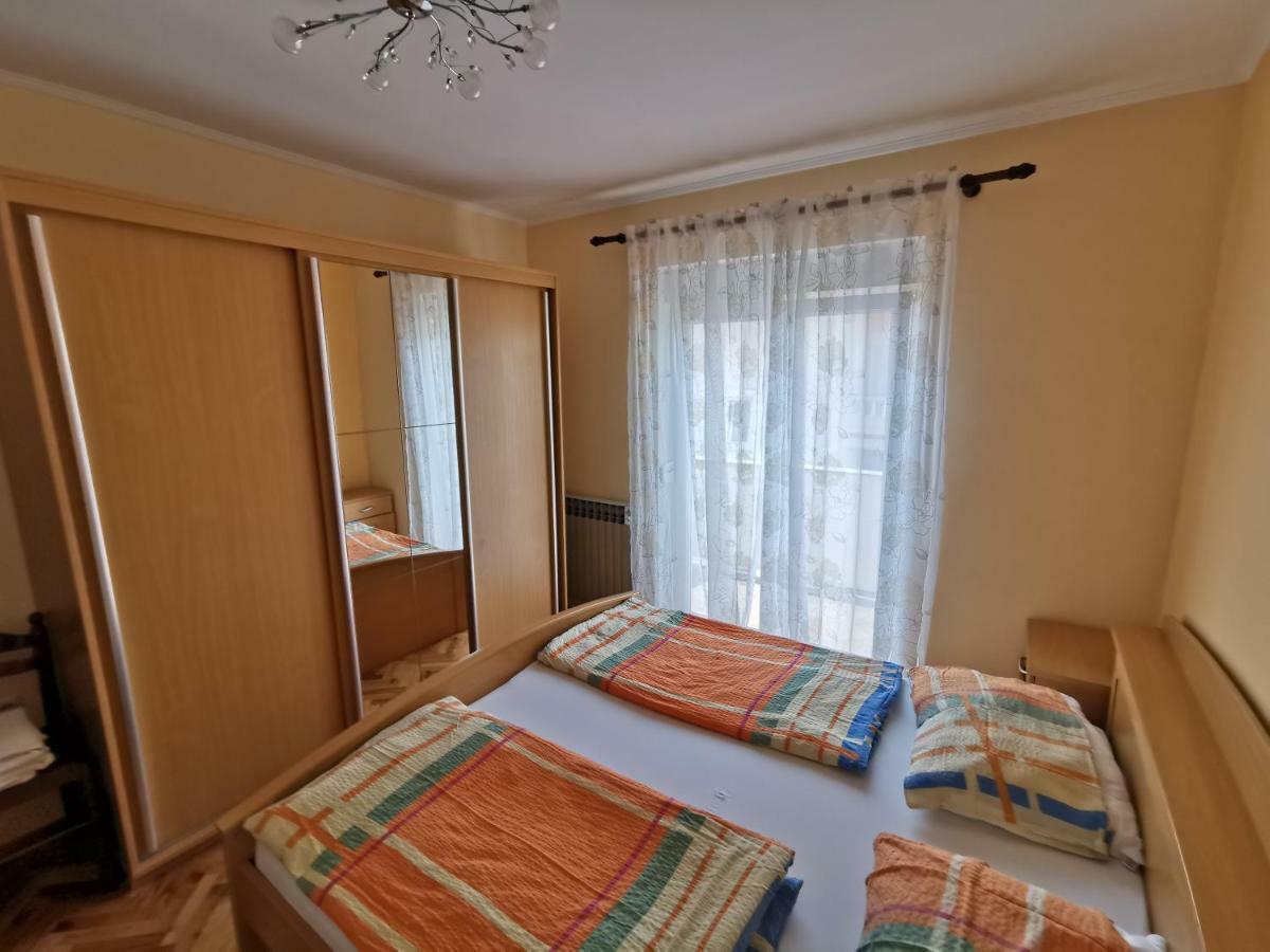 Apartment Martina Banjol Kültér fotó